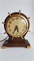 SMALL ELECTRIC MANTLE CLOCK