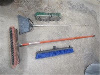 pushbroom & brooms
