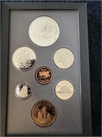 1995   COIN SET
