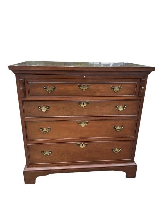 CRAFTIQUE SOLID MAHOGANY BACHELOR'S CHEST/SERVER