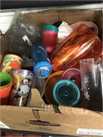 BOX OF PLASTIC GLASSES AND PITCHERS, CANDY MOLDS
