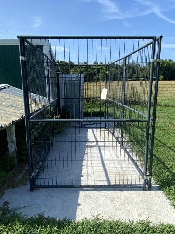 Retriever Dog Pen 5ft x 10ft