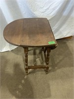 Gate Leg table 
H:22”
L26”