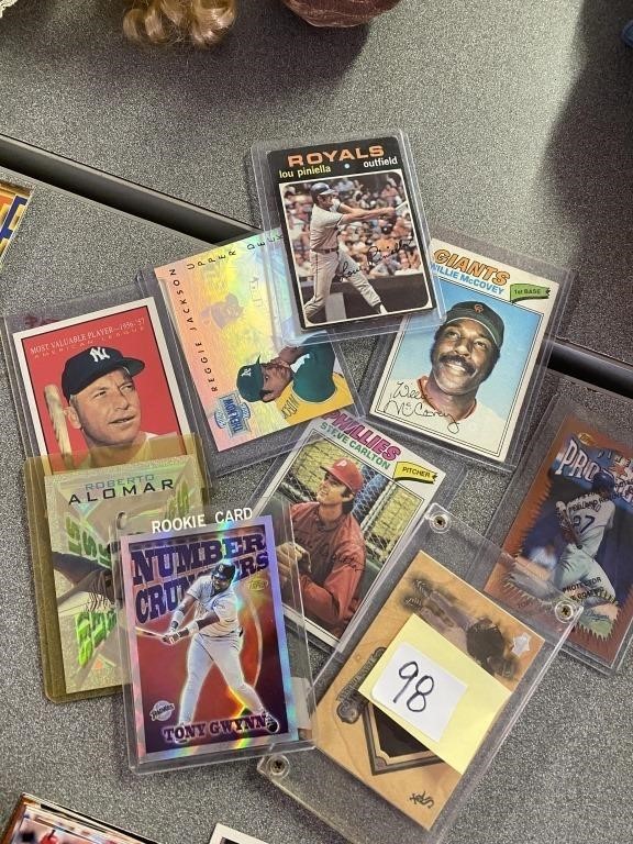 Baseball cards, Mickey Mantle , Frank Thomas,