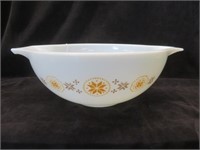 VINTAGE PYREX "TOWN AND COUNTRY" MIXING BOWL