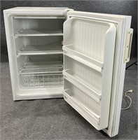 GE Upright Freezer