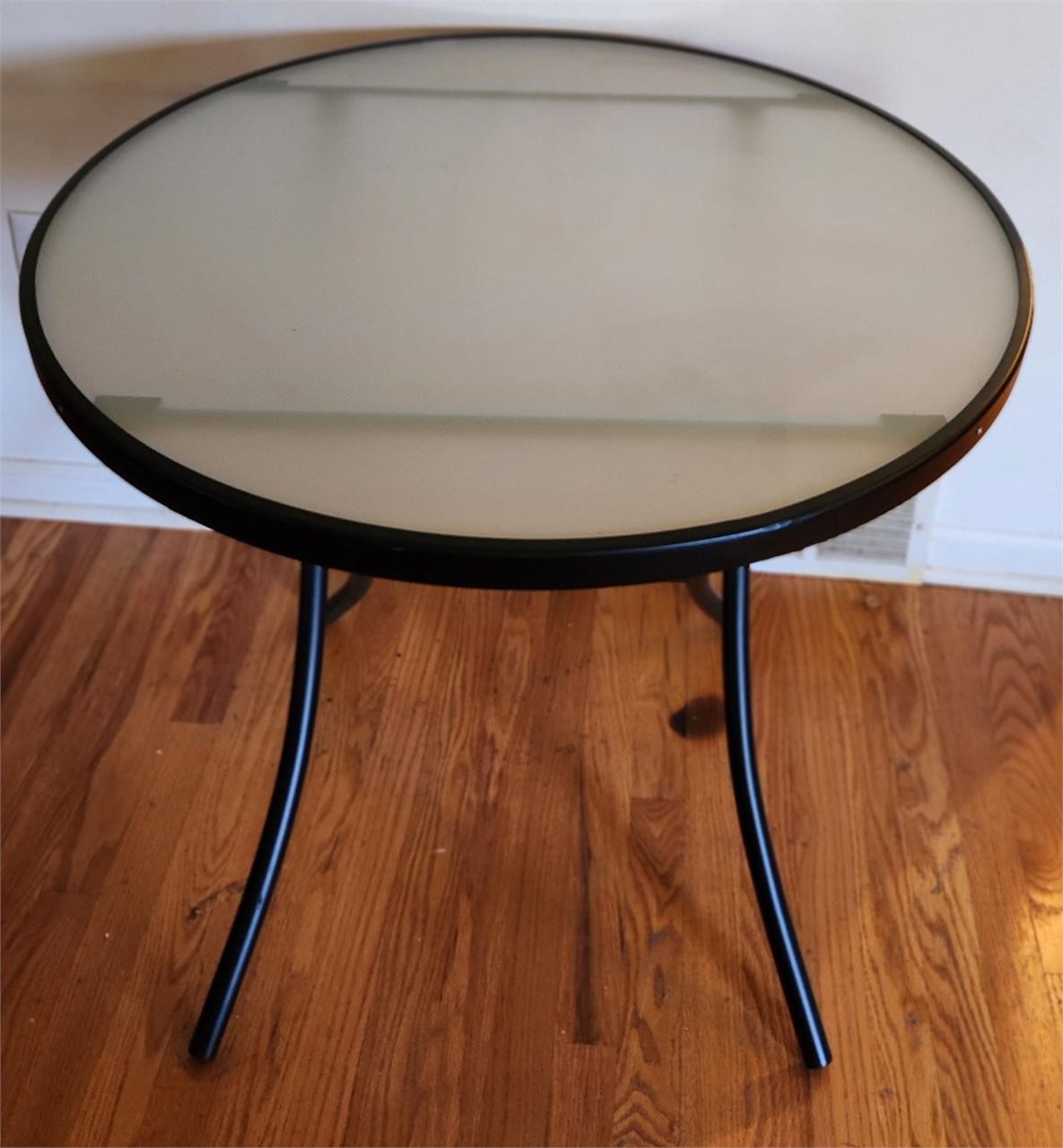 32" Round Folding Patio Card Table Glass Top