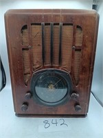 Antique  Pacific Brand Shortwave Radio