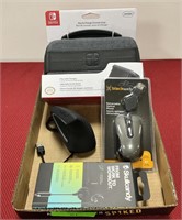2 computer mouse, play & charge case and earbuds