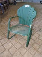 Vintage metal child's lawn chair - approx 22"