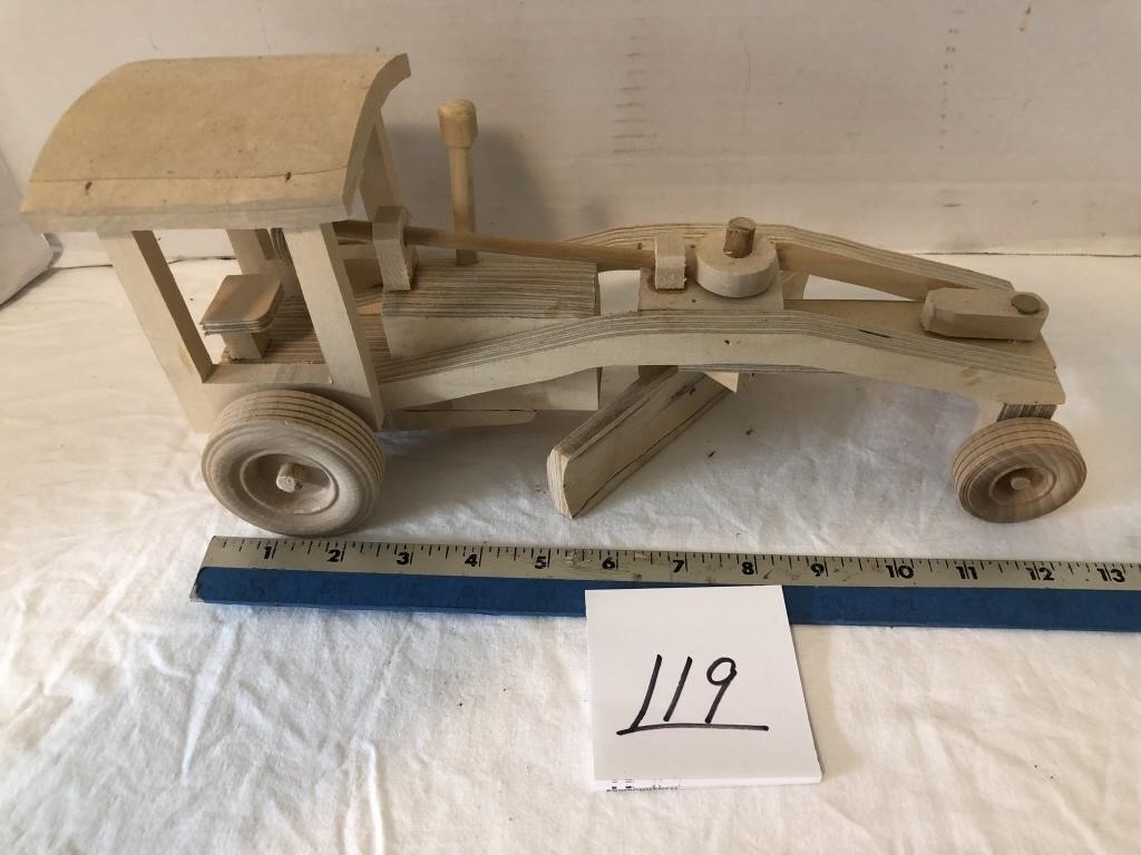 Wood grader, made by Ed