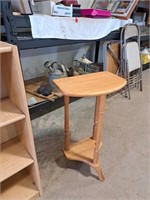 Plant stand  15.5W x 27.5"H