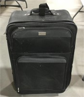 Lucida suitcase