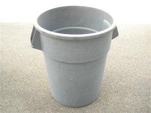 Rubbermaid Brute 55 Gallon Garbage Can