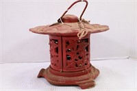 CAST IRON STRING HOLDER