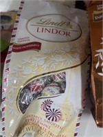 LINDOR PEPPERMINT CHOCOLATES