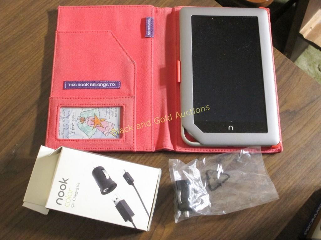 Barnes & Noble Nook Reader With Case, Car Charger