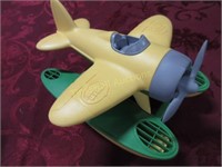 Green toys floater plane