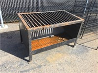 SMALL WELDING TABLE