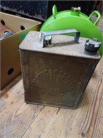 Old Shell Oil Can with original Brass Screw on