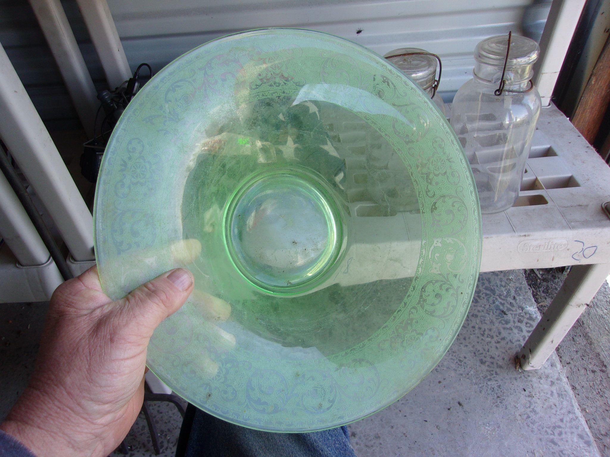 vintage super nice large etched bowl green