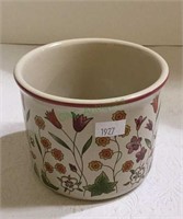 Longaberger pottery piece measuring 3 1/2 inches