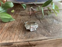 Beautiful Clear Crystals 925 Silver Ring Size 8