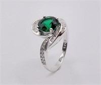 Sterling Silver 2.0ct Lab-Grown Emerald Ring
