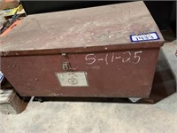 Rolling Klein Metal Tool Box (18 1/2"x31")