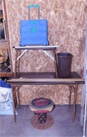 5 wooden yardsticks - Utility table, 21" x 11" x