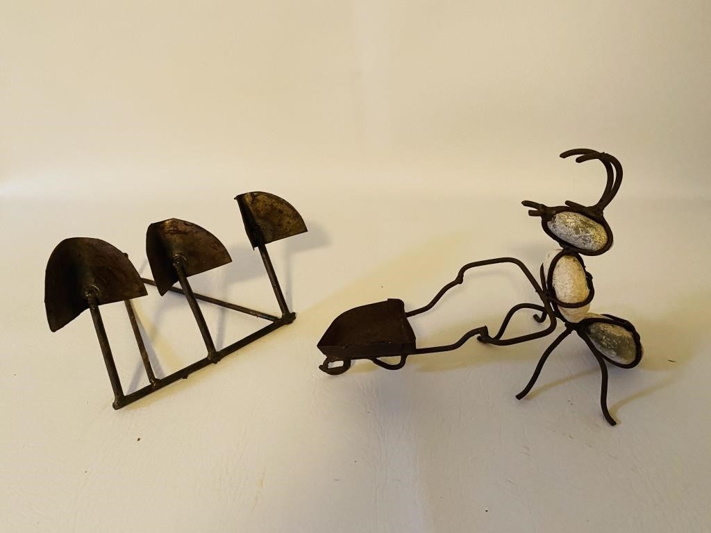 Metal & Rock Ant Yard Art