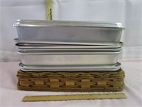 Nice Aluminum Cake Pans with Lids & Carrier