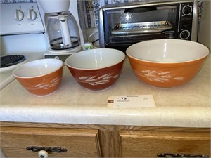 Vintage PYREX Bowls