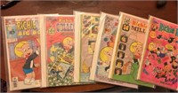 Lot of 5 vintage Richie Rich comics