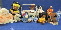 basket with 10 various dolls-stuffed animals