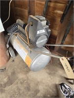 Air Compressor Turns On, but no air