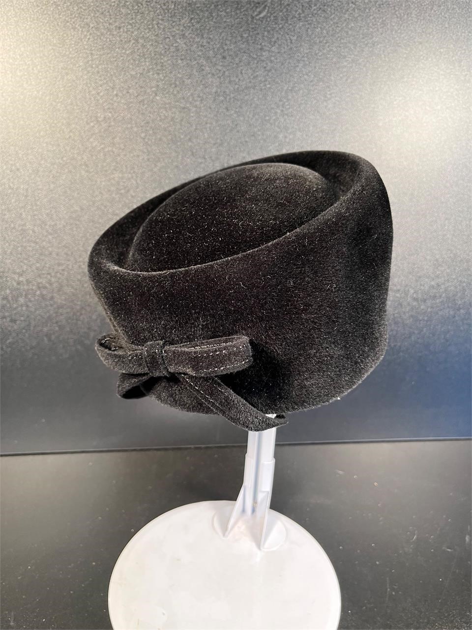 Gene Doris Peachbloom Velour Fashion Hat