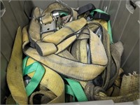 TOTE OF STRAPS