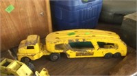 VINTAGE STRUCTO AUTO HAULAWAY TRANSPORTER TOY