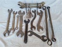 Miscellaneous lot of old wrenches