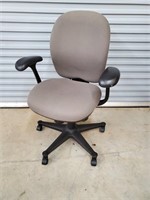 Super Comfortable Rolling Office Chair