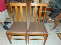 (2) Dining Chairs
