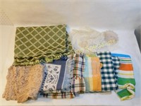 7 Table Cover Items & 5 Doilies Lenox