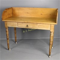 Country Pine Washstand
