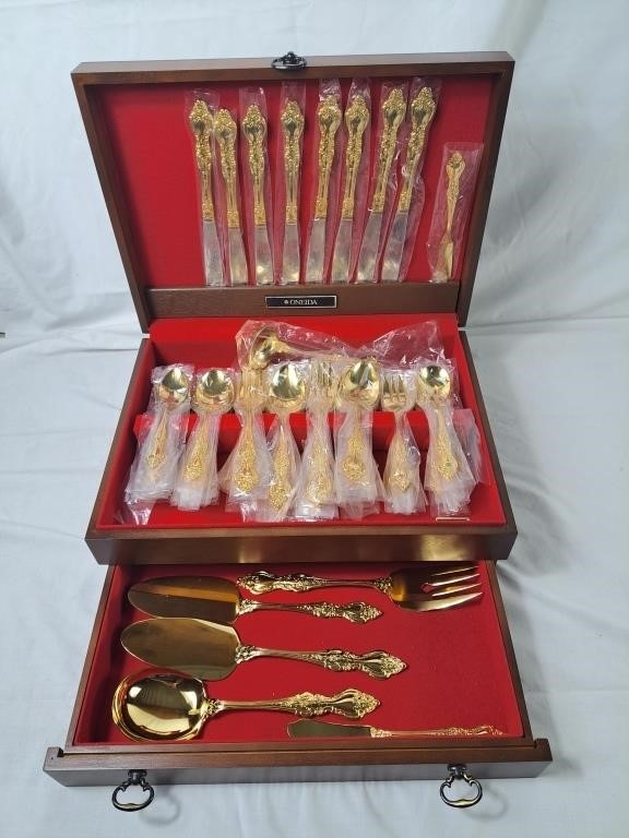 Royal Sealy Gold-Plated flatware (74 pieces)