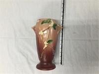 Roseville 1v1 - 10 vase
