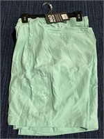 MAD PELICAN SHORTS SIZE L