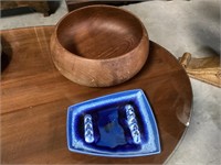 Large wood bowl/blue ashtray