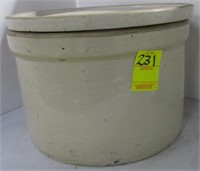 LARGE CROCK WITH LID