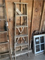 6FT WOOD LADDER